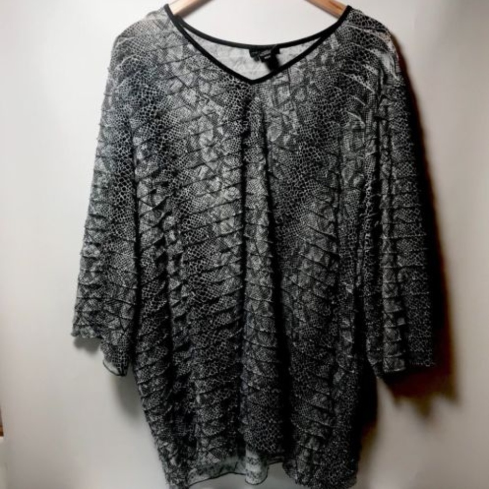 Maggie Barnes Plus Size Animal Print Top 3x NEW
